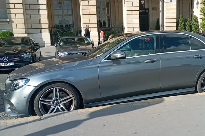 Private Transfer by Mercedes to CDG Airport Paris - Luggage Handling