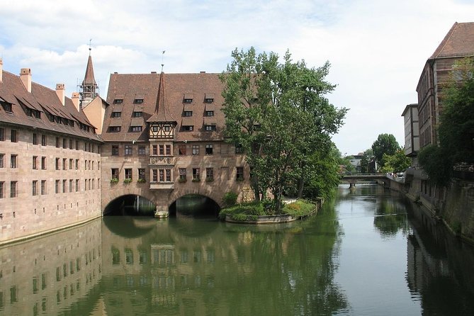 Private Transfer From Berlin to Nuremberg With 2h of Sightseeing - Sightseeing Highlights in Nuremberg