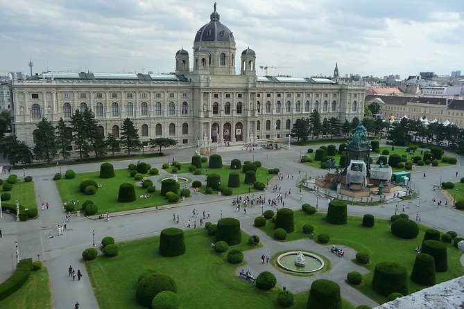 Private Transfer From Prague to Vienna With 4h of Sightseeing - Contact Viator for Booking