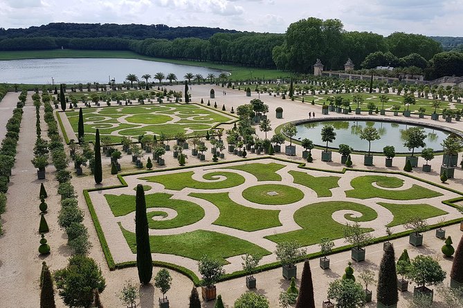 Private Versailles Half Day Trip: Palace and Gardens - Common questions