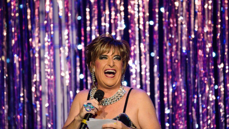 Puerto Del Carmen: Music Hall Tavern Comedy Drag Dinner Show - Review Summary and Ratings