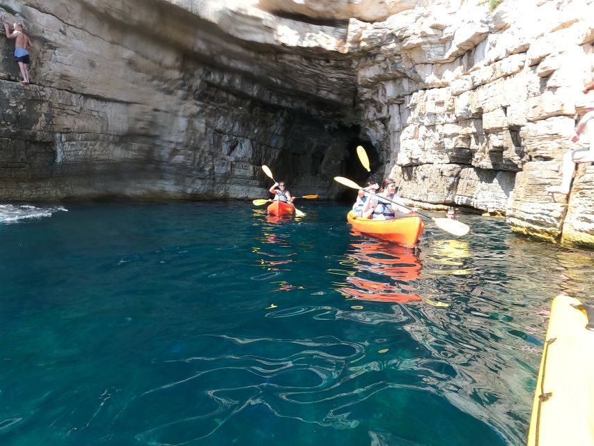 Pula: Sea Cave and Cliffs Guided Kayak Tour in Pula - Booking Process