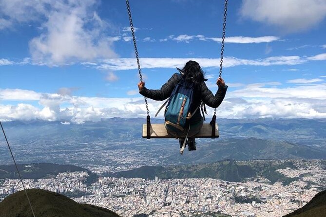 Quito Old Town Tour With Gondola Ride and Visit to the Equator - Memorable Experiences and Happy Memories