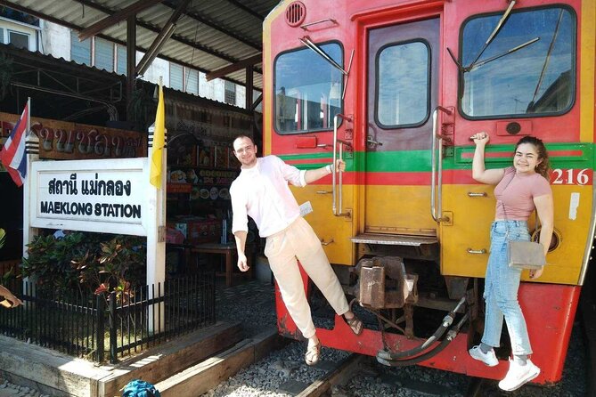 Railway Market, Floating Market and Coconut Farm Tour - Itinerary Details
