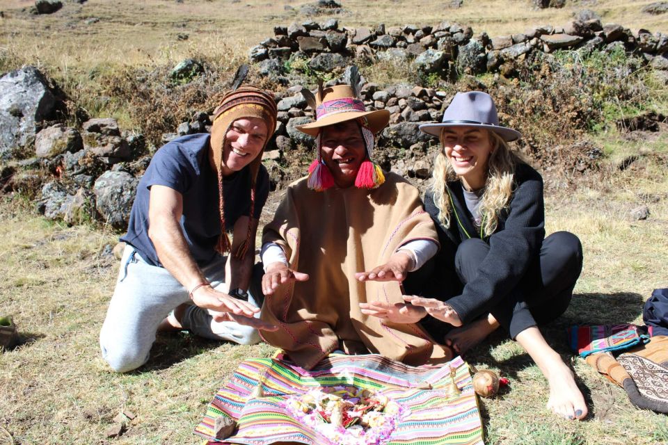 Reading Your Future in Coca Leaves in Spanish - Booking Information