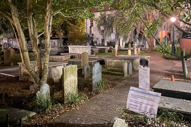 Real Hauntings Of Charleston! (Small Group Ghost Tour)
