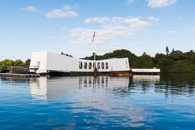 Remember Pearl Harbor & USS Arizona Honolulu City, Palace & Hawaii Five-0 Tour - Traveler Experience