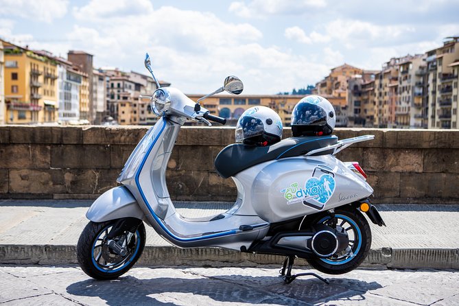 Rent Your Electric Vespa 45 in Florence for 8 Hours - Seamless Customer Experience