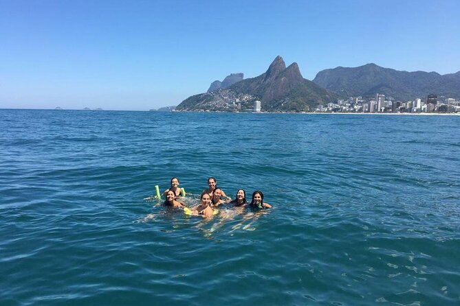 Rio De Janeiro: Boat Tour With Beer! - Common questions