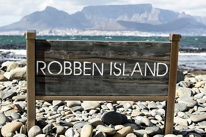 Robben Island Tour & Table Mountain Guided Tour - Tour Experiences