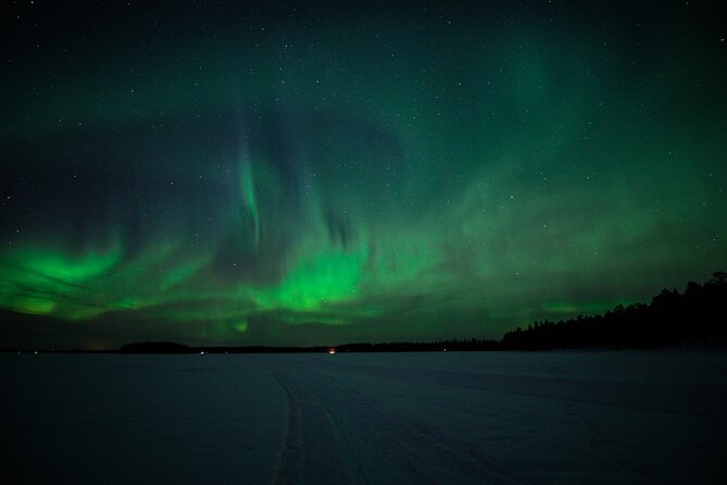 Rovaniemi Northern Lights Hunt With Professional Photographer in a Small Group - Additional Information and Policies