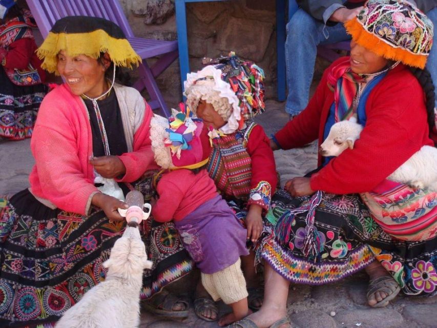 Sacred Valley and Macchu Picchu by Train 2 Days - Background