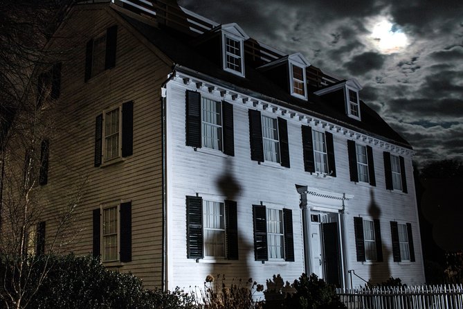 Salem Ghosts: Witches, Warlocks, & Hauntings - Common questions