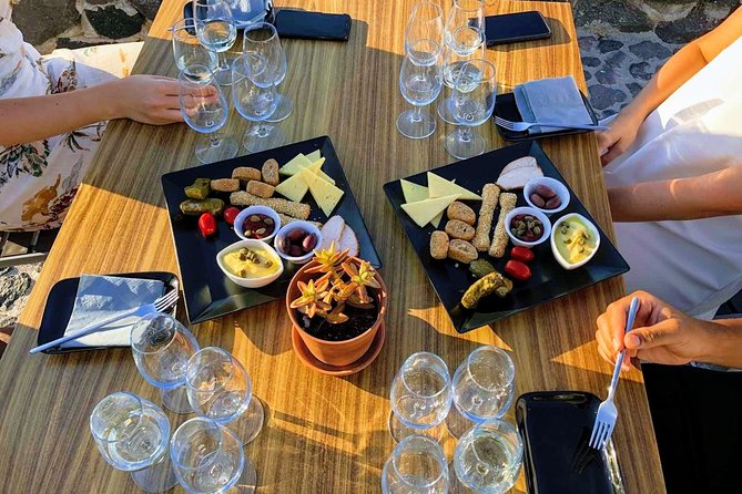 Santorini Food & Wine Tour: Eat and Taste Like a Local - Farm-to-Table Dining
