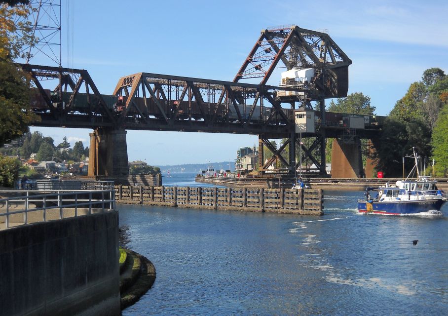 Seattle: Sightseeing Bus Tour With the Ballard Locks - Inclusions