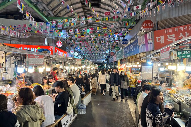 [Seoul Evening Tour] Street Food & Fortress Walk - Booking Information
