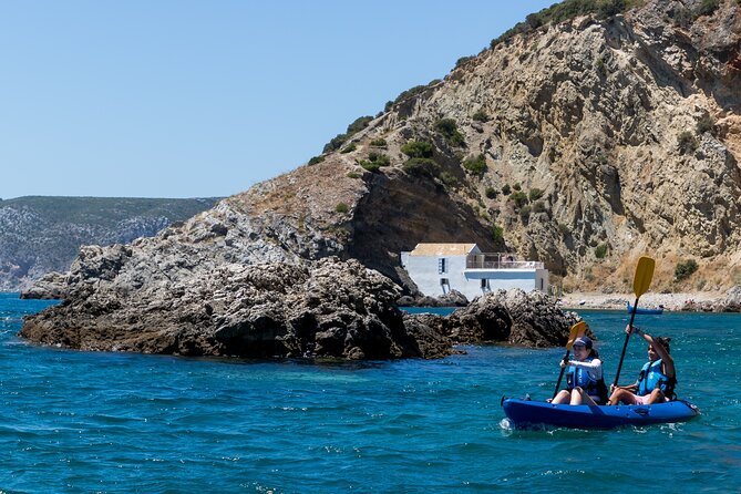 Sesimbra: Guided Kayak Tour in Arrábida Natural Park & Caves - Cancellation Policy