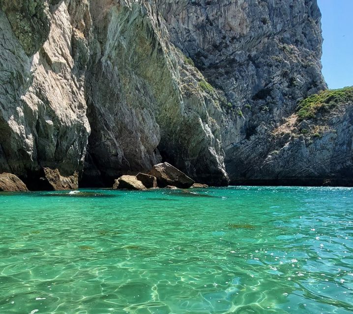 Sesimbra: Secret Bays and Beaches Boat Tour With Snorkeling - Customer Reviews