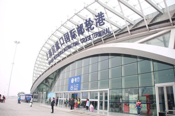 Shanghai Cruise Ports Private Departure Transfer From Hotels in English Services - Reviews and Ratings