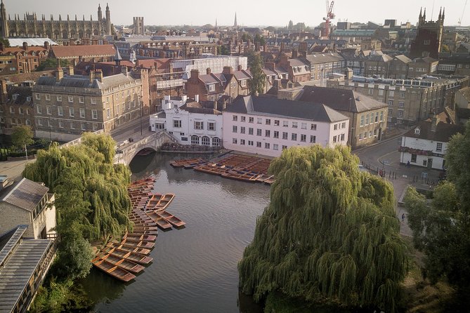 Shared Cambridge Alumni-Led Walking & Punting Tour W/ Opt Kings College Entry - Visitor Experience