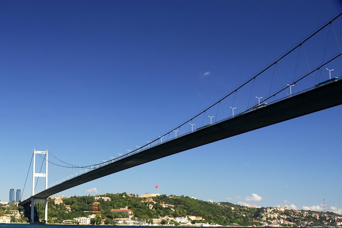 Short Guided Bosphorus and Golden Horn Boat Tour - Assistance Available