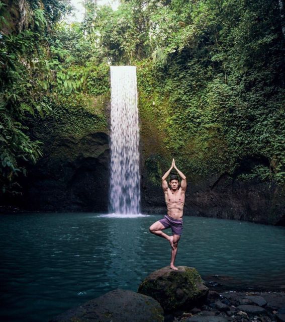 Sightseeing Ubud Monkey Forest, Rice Terrace and Waterfall - Tibumana Waterfall Adventure