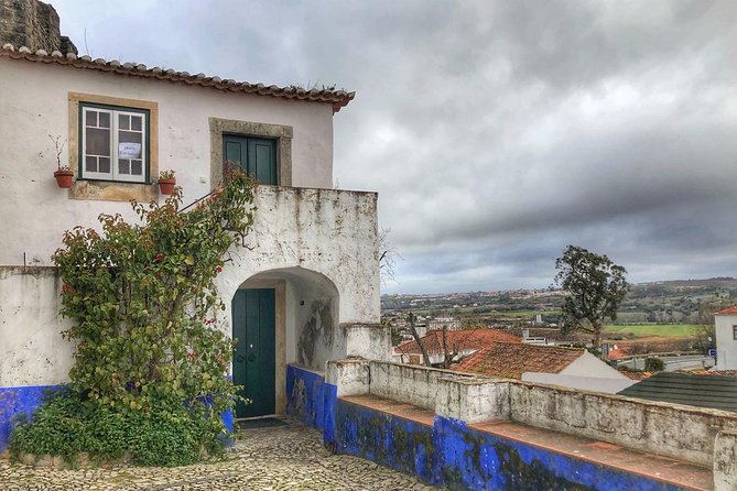 Sintra Cabo Da Roca Cascais Estoril Private Tour - Tour Guides Highlights