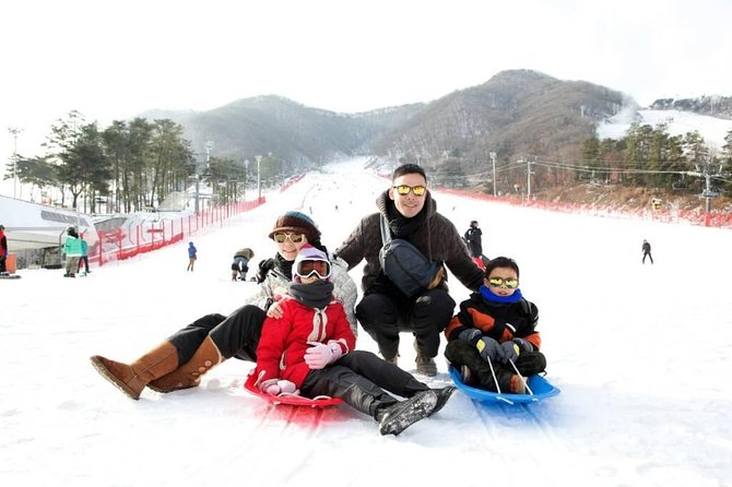 Ski Tour to Jisan Ski Resort From Seoul - Booking Confirmation and Accessibility