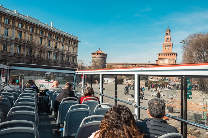 Skip the Line: Milan Duomo Guided Tour & Hop on Hop off Optional - Guide Quality