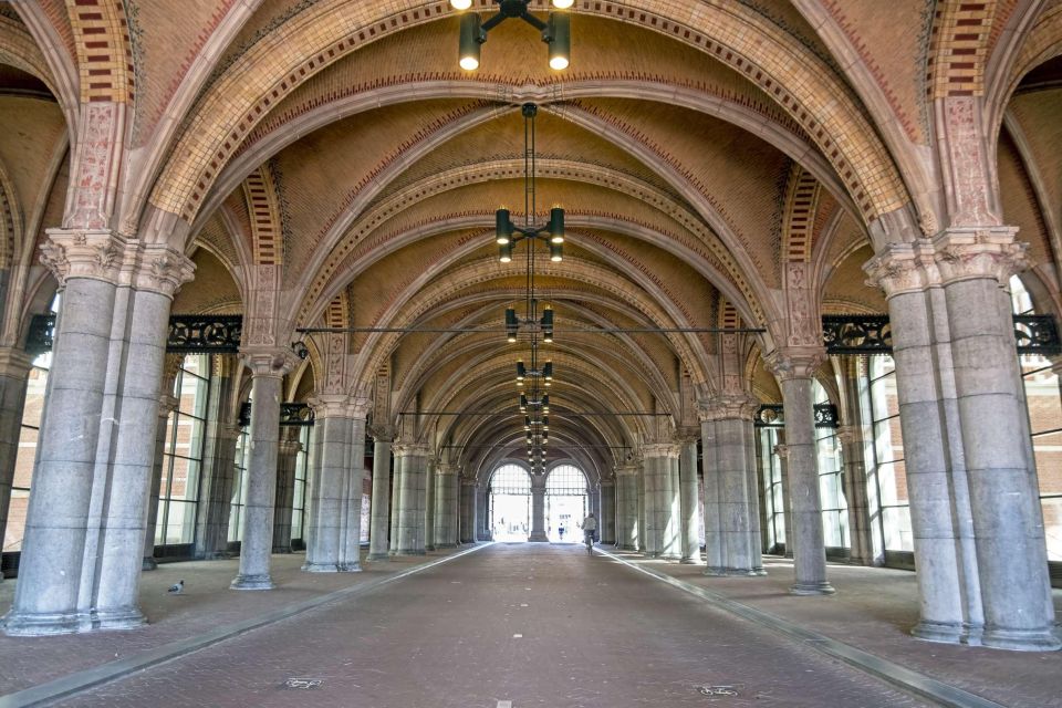 Skip-the-line Rijksmuseum and Old Town Private Guided Tour - Meeting Point and Group Details