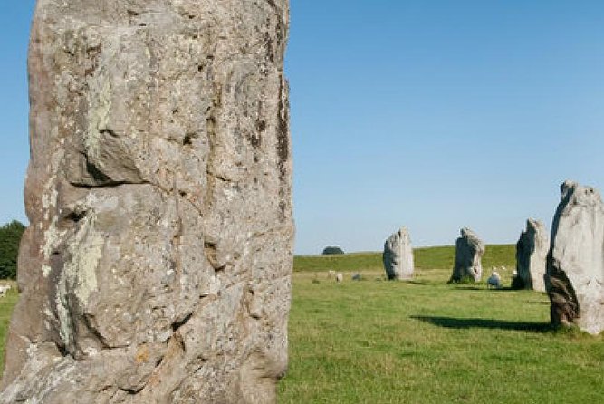 Small-Group Day Trip to Stonehenge, Glastonbury, and Avebury From London - Itinerary Highlights