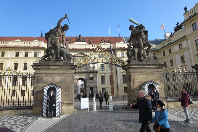 Small-Group Prague Castle and Interiors Walking Tour - Reviews