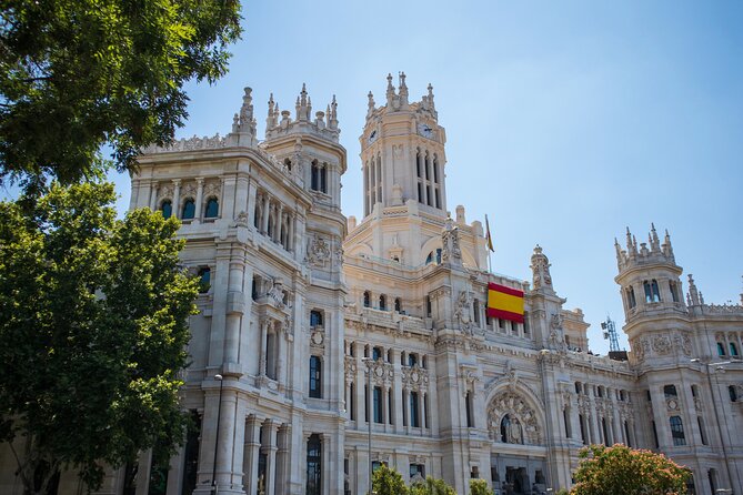 Spanish Architectures Tour - Unique Architectural Styles in Madrid