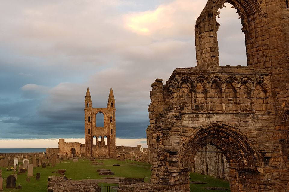 St Andrews: 90-Minute Historical Walking Tour - Participant Requirements