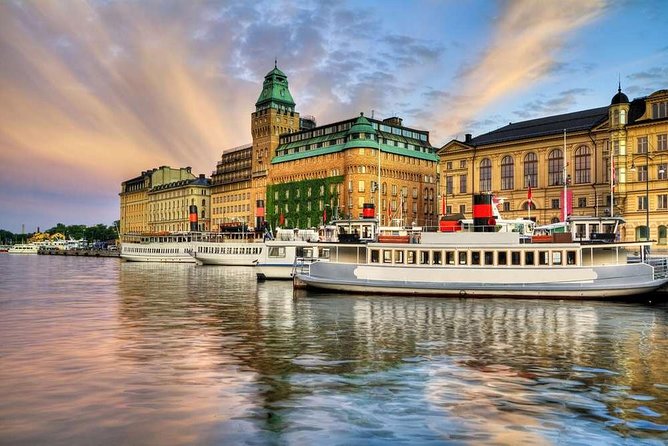 Stockholm City Tour and Vaasa Museum by Private Car With Guide - Guide Experience