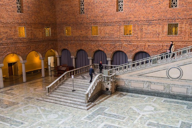 Stockholm Private Tour: City Hall and Vasa Museum - Private Tour Guide Expertise