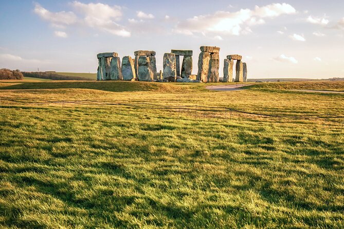 Stonehenge Private Immersive Audio Guide - Traveler Assistance