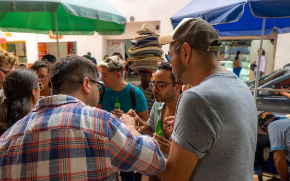 Street Food: Authentic Flavors of the Street - Alleys and Squares Full of Life