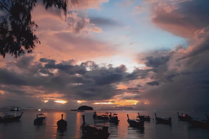 Sunrise Yoga Class Overlooking the Beach, the Sea & Sunrise . - Inclusions and Amenities