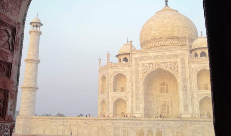 Taj Mahal And Agra Fort Tour By Fastest Train Gatiman Expres - Additional Information and Location Details