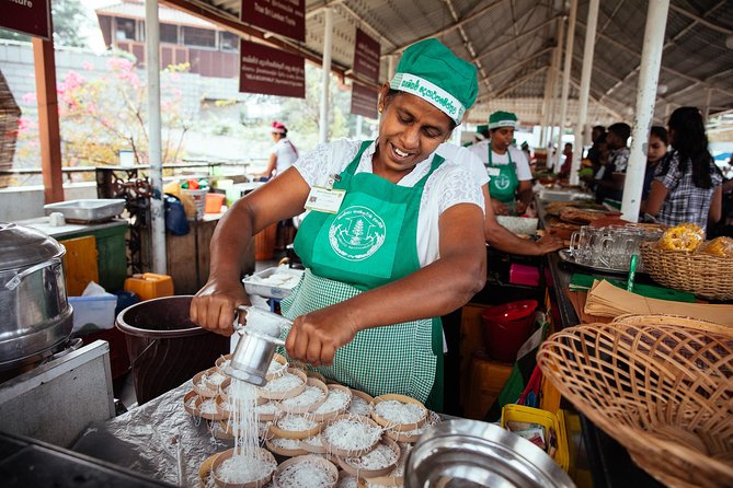 The 10 Tastings of Kandy With Locals: Private Street Food Tour - Host Responses