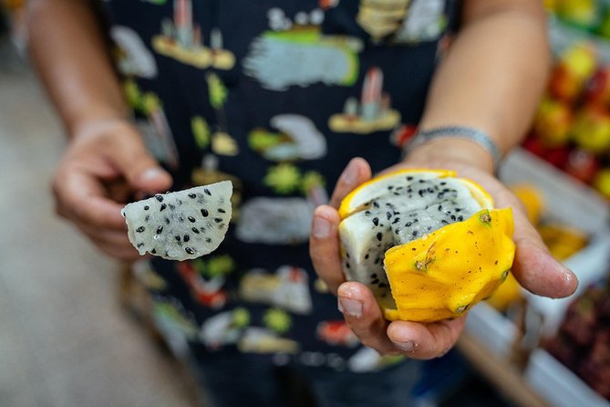 The 10 Tastings of Lima With Locals: Private Street Food Tour - Diverse Peruvian Dishes Showcase