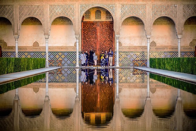 The Alhambra Palace: Self-Guided Audio Tour on Your Phone (Without Ticket) - Admission and Accessibility