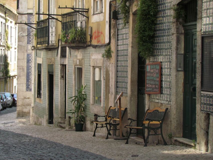 The BEST Lisbon Neighborhood Tours - Unforgettable Unique Lisbon Experiences