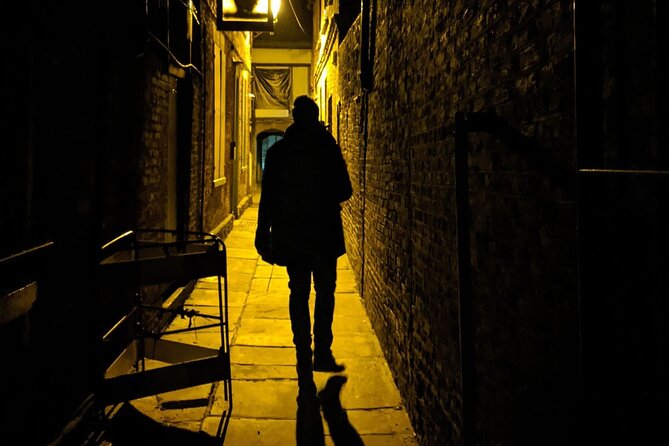 The Deathly Dark Ghost Tour of York: Experience of the Year - Meeting Point Details