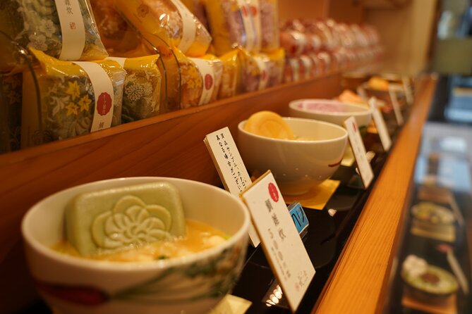 Tokyo Local Foodie Adventure Near Roppongi - Ramen Noodle Tasting Session