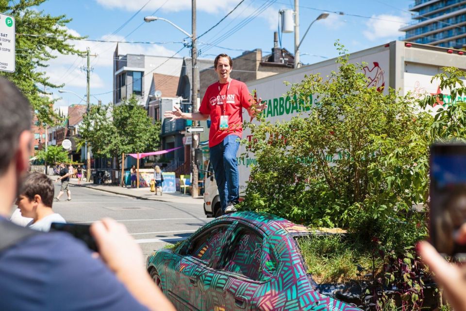 Toronto: Chinatown and Kensington Market Guided Tour - Common questions