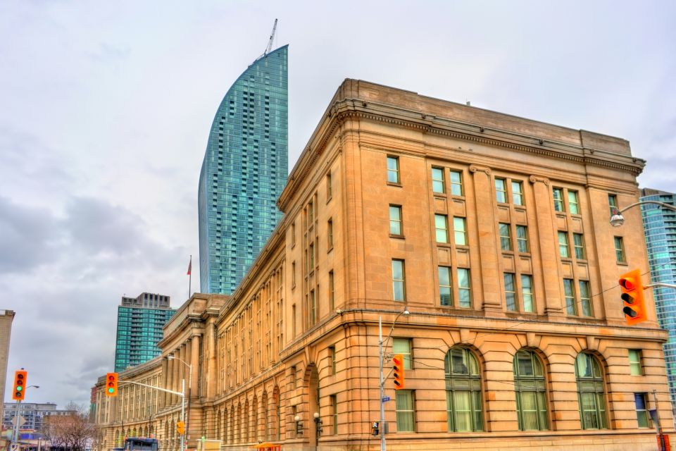 Toronto: Walking Tour With CN Tower Entry - Inclusions