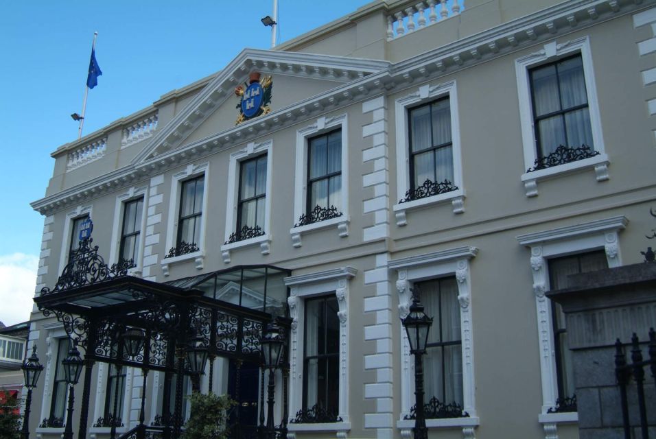 Tour of the Georgian Squares and Colored Doors - Guided Tour Experience Details