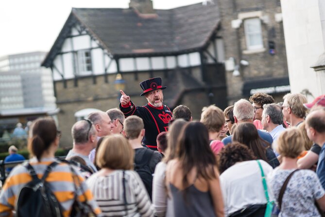 Tower of London: Entry Ticket, Crown Jewels and Beefeater Tour - Directions and Visitor Tips